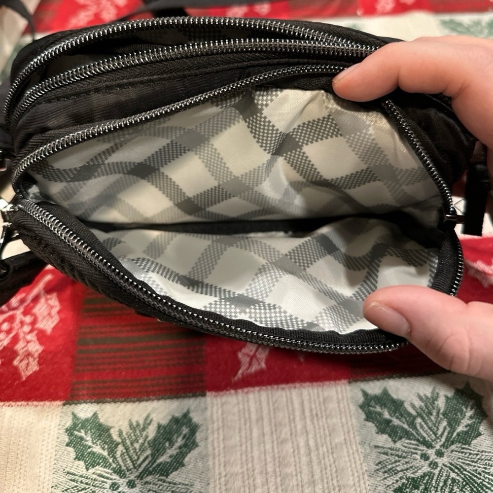 Lug Classic Convertible Crossbody Bag - Coupe - Picture 6 of 7